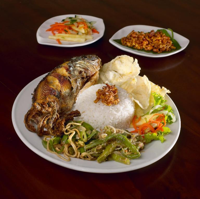 Lakeview Hotel & Restaurant Kintamani Extérieur photo